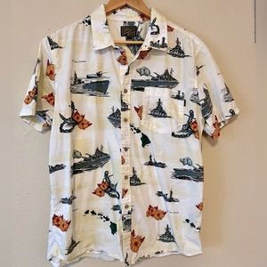 Dark Seas Division Men’s vintage battleship pattern shirt, Size L